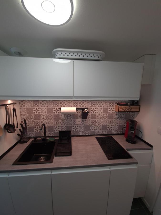 Un Appartement Qui A Du Chien Еперне Екстериор снимка